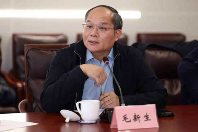 数坤科技董事长毛新生受聘AI百人会高级顾问献策AI+医疗产业化落地(图3)