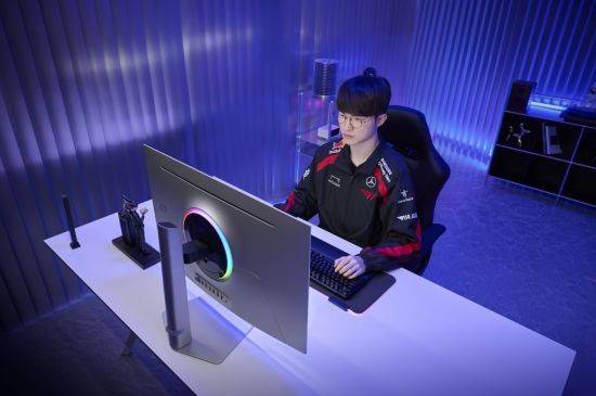 共赴AI新春之约 2026北京海淀新春科技庙会启幕