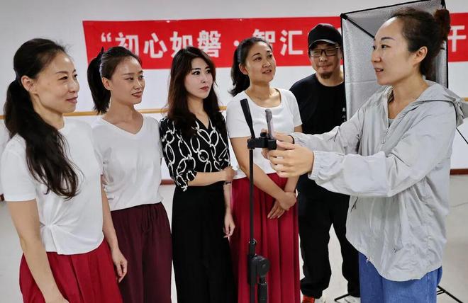 “初心如磐·智汇文旅”学堂以学促干党建引领赋能文旅新业态(图1)
