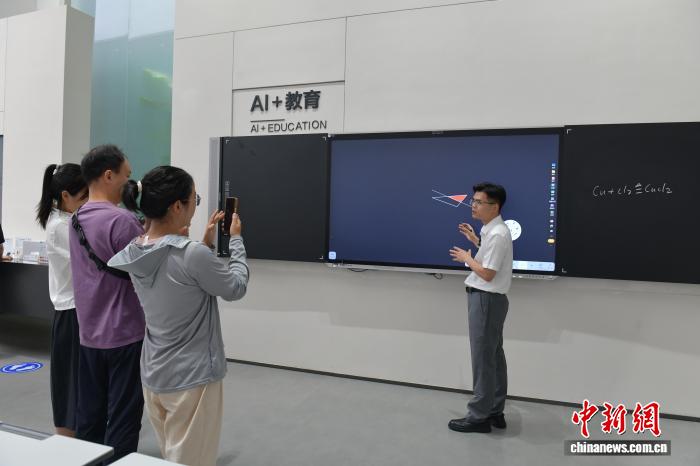 合肥“AI+”多场景落地为千行百业装上智慧引擎(图1)